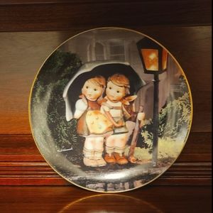 c1990 Danbury Mint Hummel Little Companions Stormy